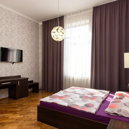 Апартаменти В Центрі Міста Ιβανό-Φρανκίβσκ Εξωτερικό φωτογραφία